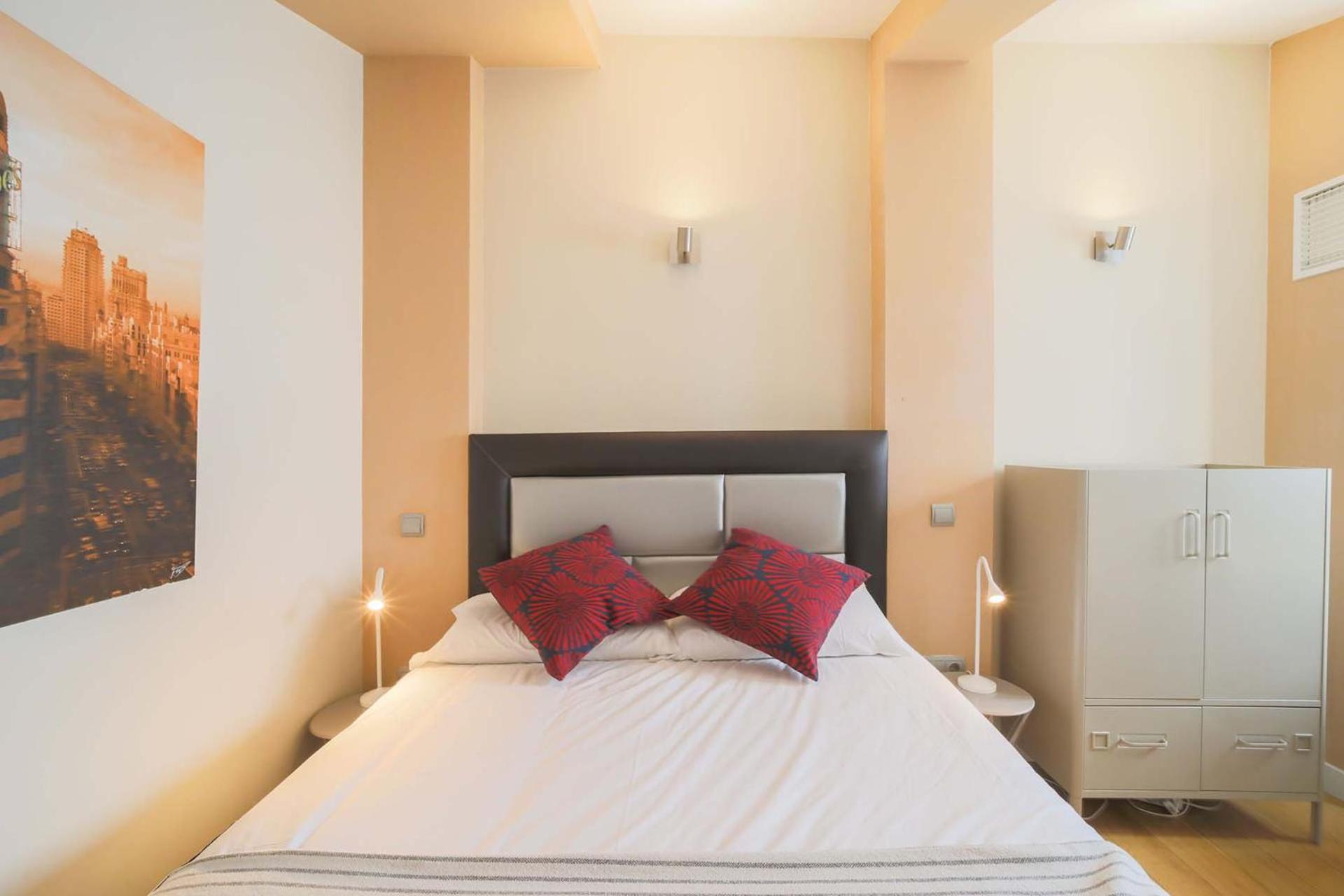 Two Bedroom Apartment Plaza Mayor By Sharingco Madrid Eksteriør billede